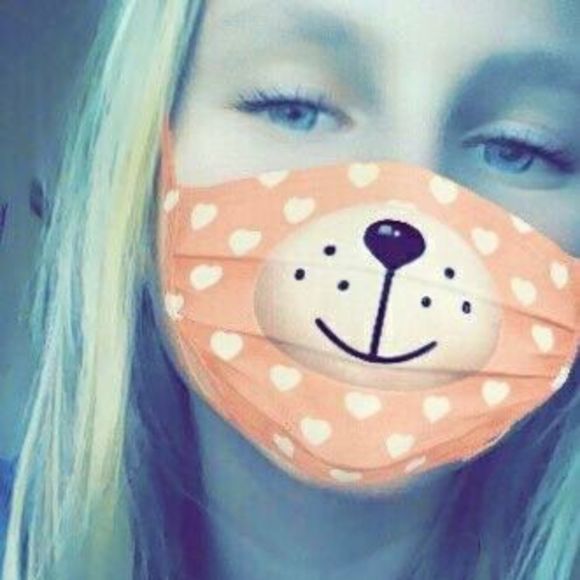 Meet your Posher, Haylie - Picture 1 of 1